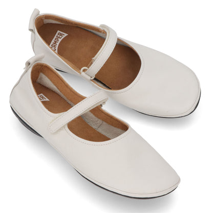 CAMPER パンプス Right Nina ブラック×レッド アイボリー ホワイト ブラック×ブラウン グレー ライトニナ K201365