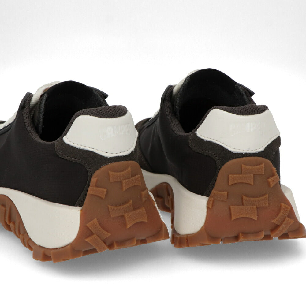 CAMPER スニーカー Drift Trail ダークグレー リサイクルPET ドリフトトレイル ロゴ マルチカラー K201462