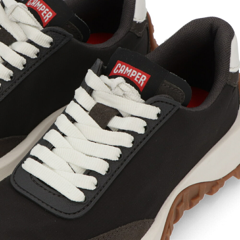 CAMPER スニーカー Drift Trail ダークグレー リサイクルPET ドリフトトレイル ロゴ マルチカラー K201462