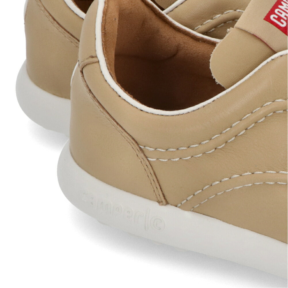 CAMPER スニーカー Pelotas XLite ホワイト ベージュスニーカー K201531