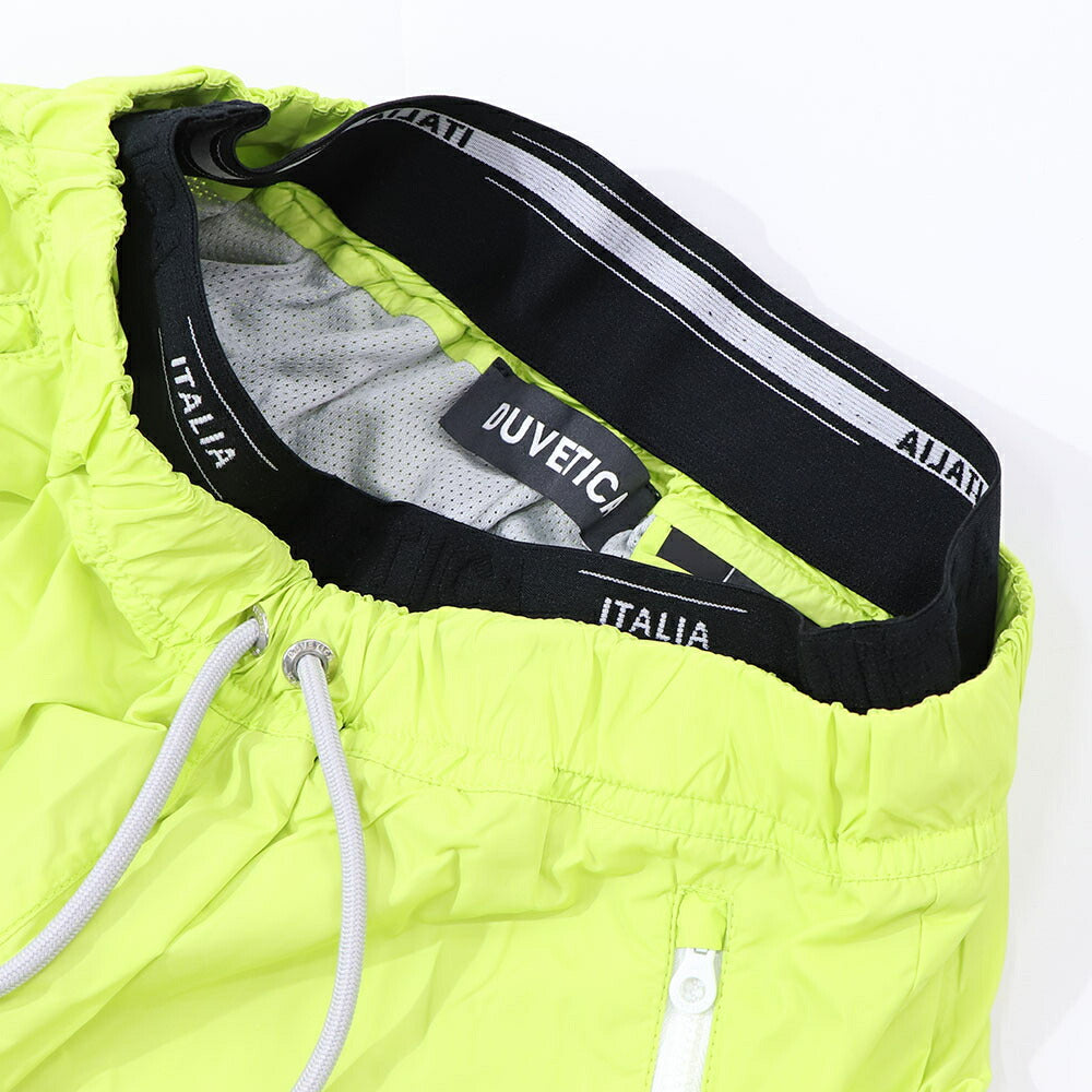 DUVETICA ショートパンツ ライム ウインドブレーカー ネオンカラー VDSP01111