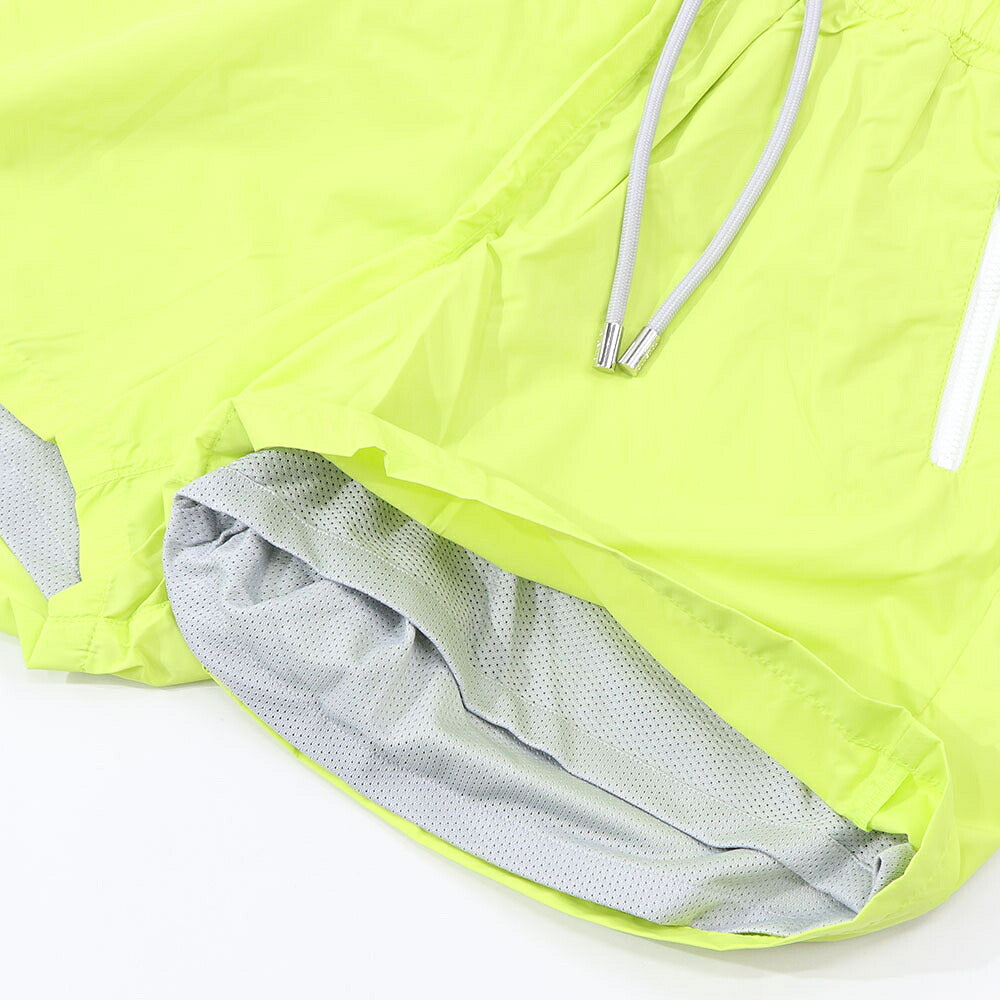 DUVETICA ショートパンツ ライム ウインドブレーカー ネオンカラー VDSP01111