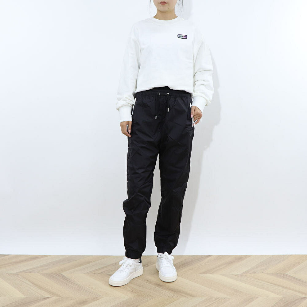 DUVETICA ピンク ブラック ナイロンパンツ ウインドブレーカー VDWP01111