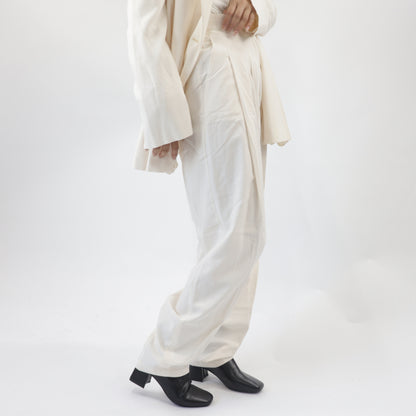 フェラガモ FERRAGAMO パンツ ホワイト系 レディース