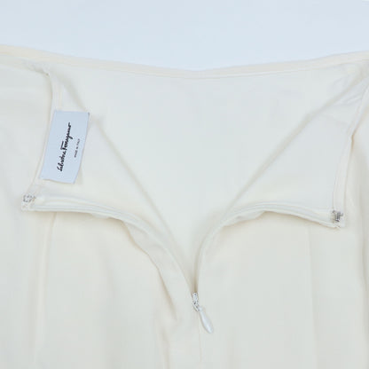 フェラガモ FERRAGAMO スカート ホワイト系