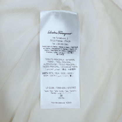 フェラガモ FERRAGAMO スカート ホワイト系