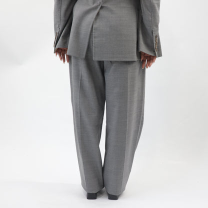 フェラガモ FERRAGAMO プリーツパンツ グレー