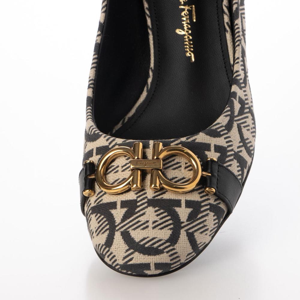 フェラガモ パンプス 01P459 704751 レディース ブラック