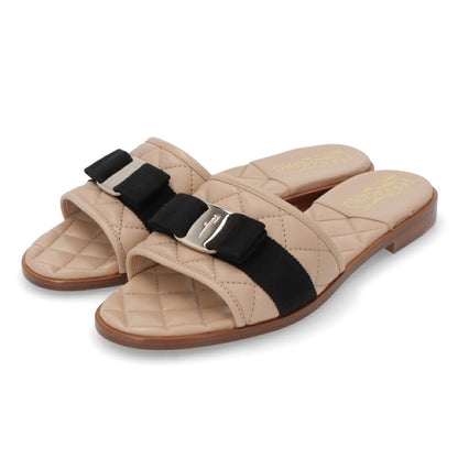 FERRAGAMO サンダル LOVEC ベージュ ヴァラリボン 754668