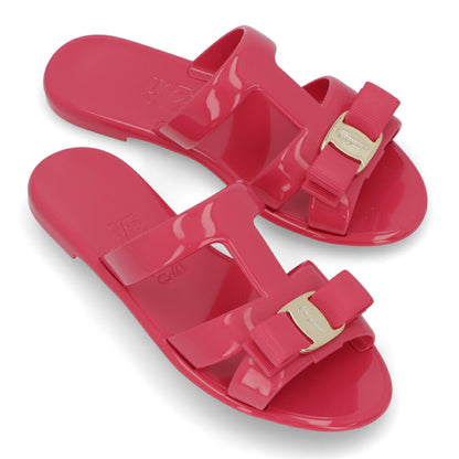 FERRAGAMO サンダル LYLIA J ピンク ヴァラリボン フラット 758527