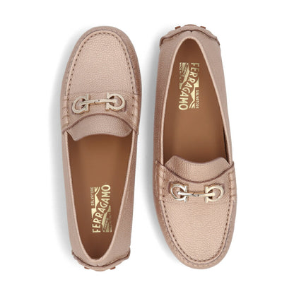 FERRAGAMO レザーブロンズ ローファー ODILIA 757939