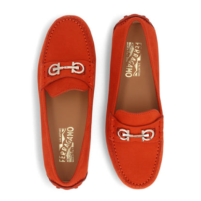 FERRAGAMO レザーオレンジ レザー ローファー ODILIA 1 757938