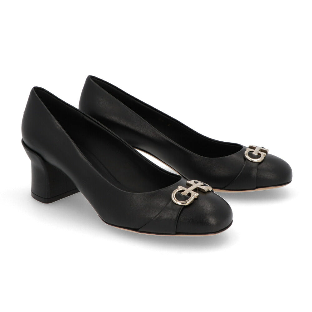 FERRAGAMO パンプス ブラック レザー チャンキーヒール OTILIA 55 757827