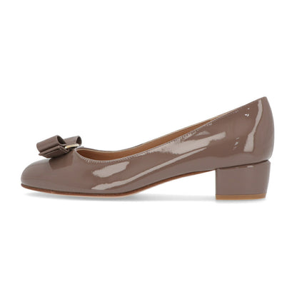 FERRAGAMO パンプス グレージュ レザー ヴァラリボン  VARA 1 740693