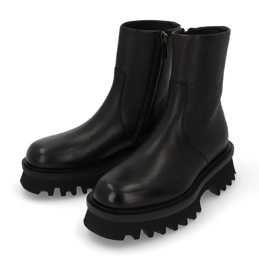 FERRAGAMO ブーツ Klem Boots ブラック ショートブーツ KLEM 0763853