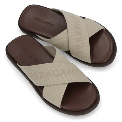 FERRAGAMO サンダル FENICE TEX ベージュ ロゴ 0763203