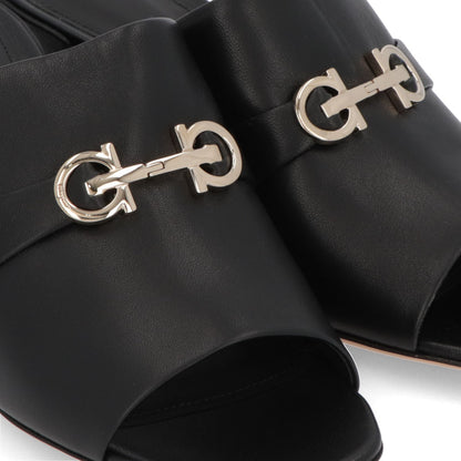 FERRAGAMO サンダル ORNELLA 55 ブラック ミュール ヒールあり 0757836