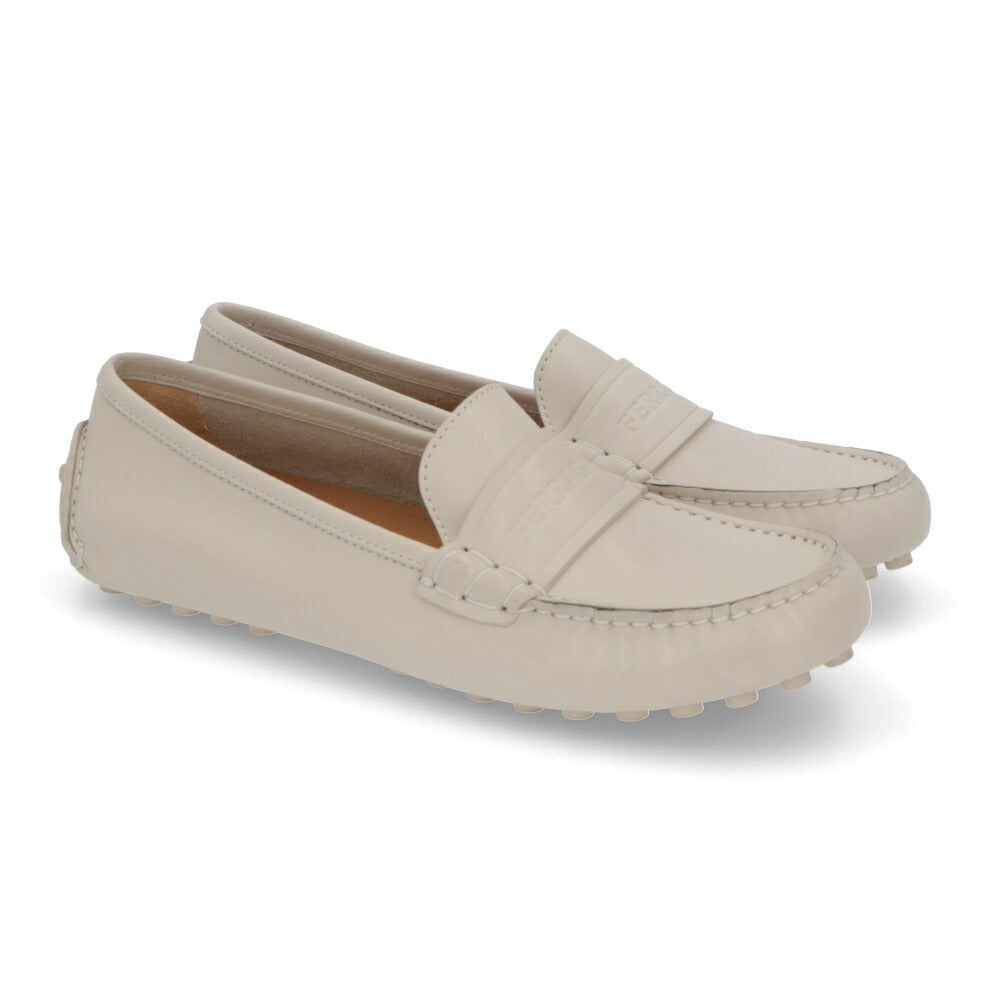 FERRAGAMO クリーム色 ローファー