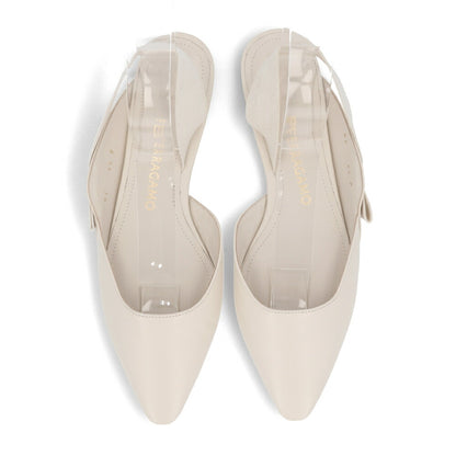 FERRAGAMO パンプス VANIA ホワイト ポインテッドトゥ ヒールなし 0763421