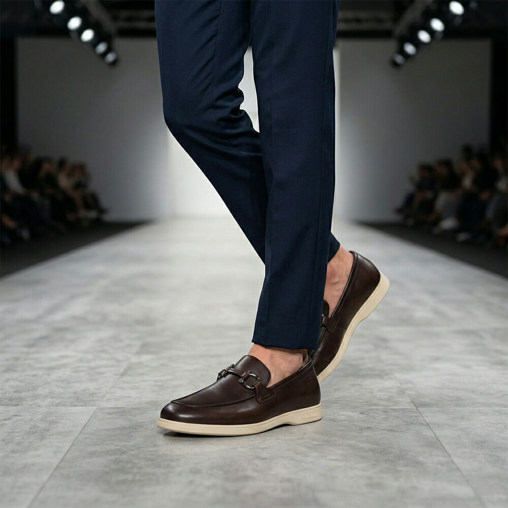 FERRAGAMO レザーシューズ ブラウン カーフスキン ローファー ビジネスシューズ ローファー M COSIMO 774494