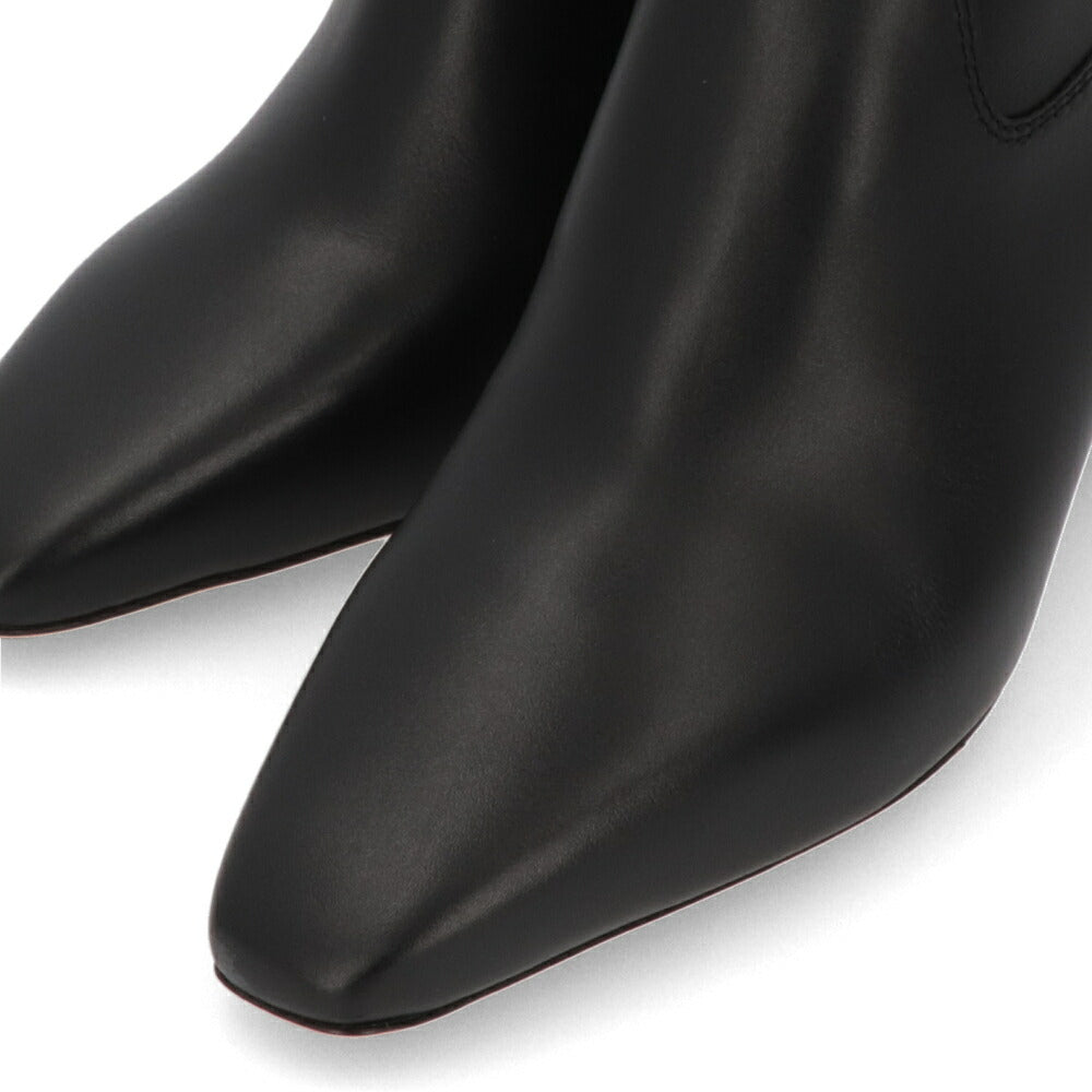 FERRAGAMO ブラック ガンチーニバックル アンクル丈 ポインテッドトゥ ショートブーツ ROL 60 775408