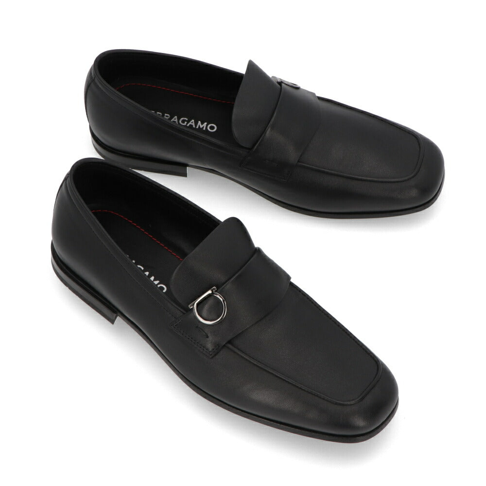 FERRAGAMOシューズ ブラック ガンチーニ ローファー M CRYSTAL 776766