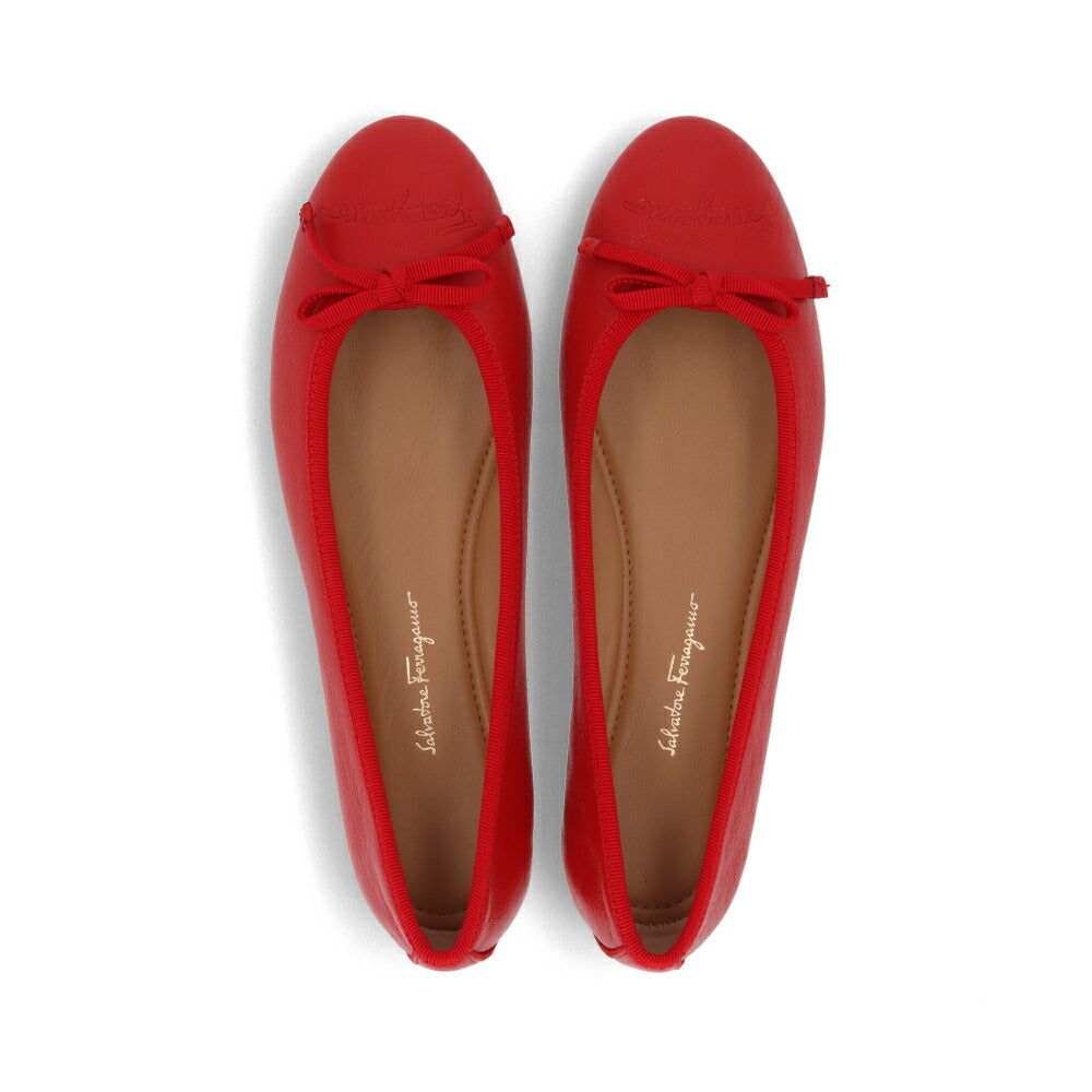 FERRAGAMO パンプス レッド ラバー バレエシューズ リボン フラット 754015