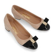 FERRAGAMO パンプス ブラック×ベージュ  ヴァラ・リボン キルティング VARA Q 702227