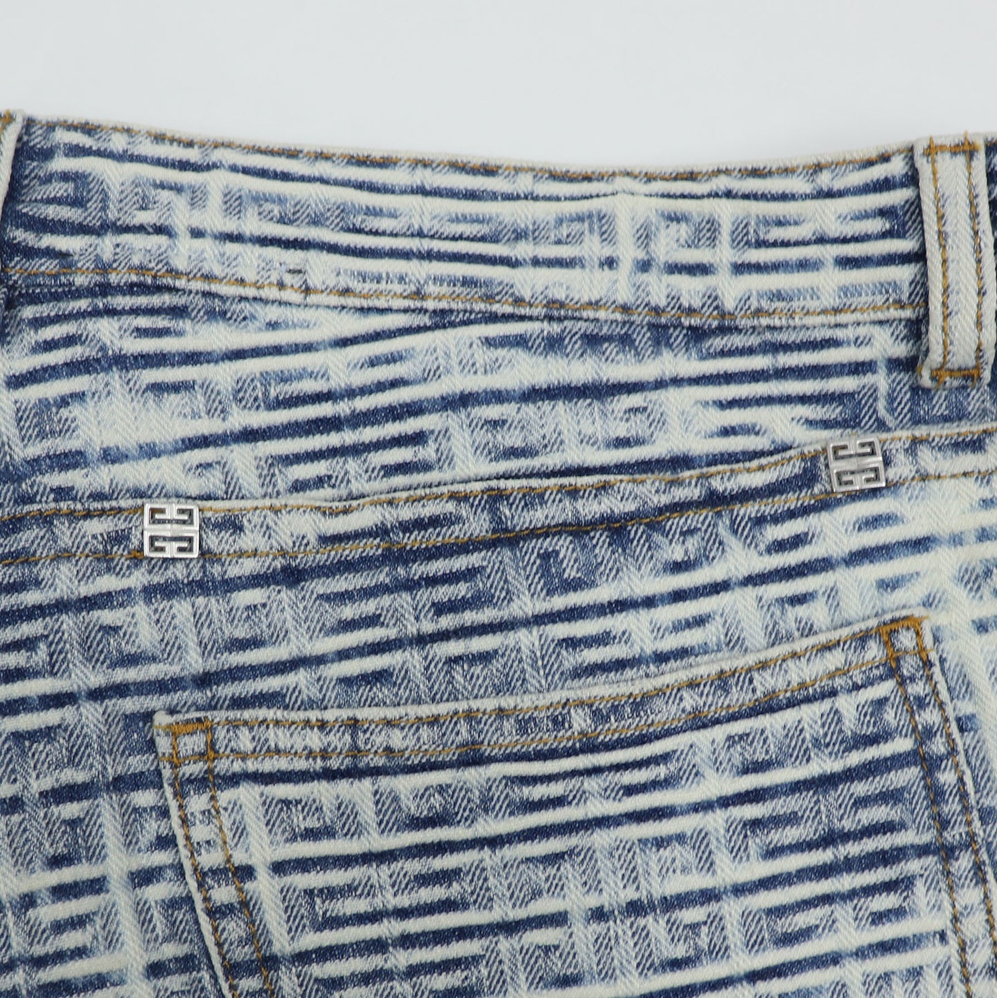 ジバンシィ  BM513J5Y31  デニムパンツ  メンズ