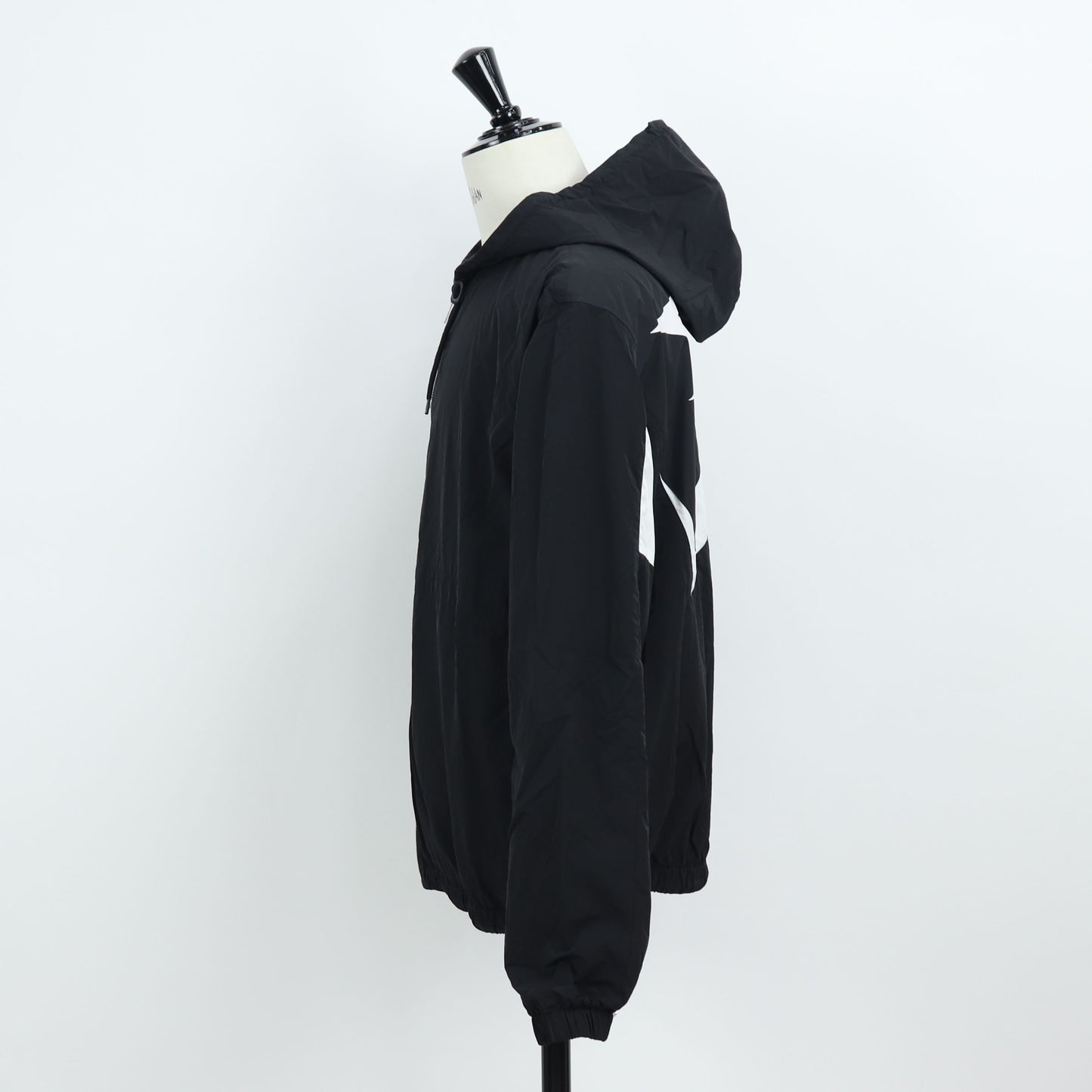 ジバンシィ BM00CL1Y59 ナイロンジャケット ブラック