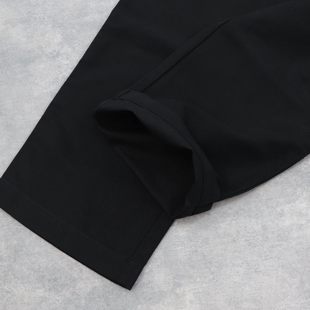 ケンゾー ボトムス メンズ STRAIGHT LEG BELTED PANT ブラック コットン ストレートカットパンツ カジュアル ロゴ FA55PA3411RC 99