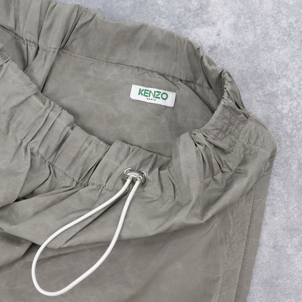 ケンゾー ボトムス ナイロンパンツ メンズ PATGHED JOG PANT グレー ジョガーパンツ アウトドア スポーツ ロゴ FA55PA6831NW 92