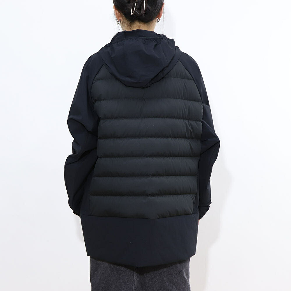 MONCLER ダウンウェア ブラック ダウン ナイロン ハーフ・ショート丈 1A00033 596IU