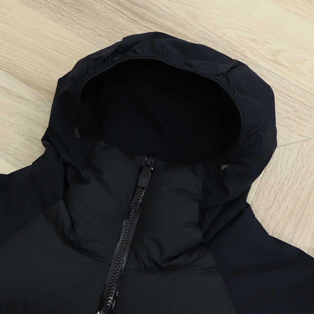 MONCLER ダウンウェア ブラック ダウン ナイロン ハーフ・ショート丈 1A00033 596IU