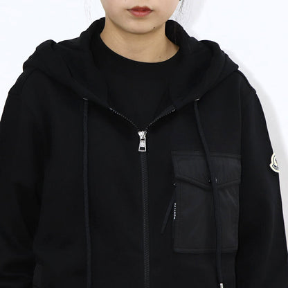 MONCLER トップス パーカー ブラック ワンポイント 8G00072 89A8F