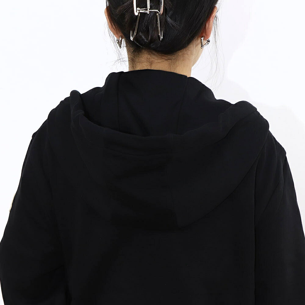 MONCLER トップス パーカー ブラック ワンポイント 8G00072 89A8F