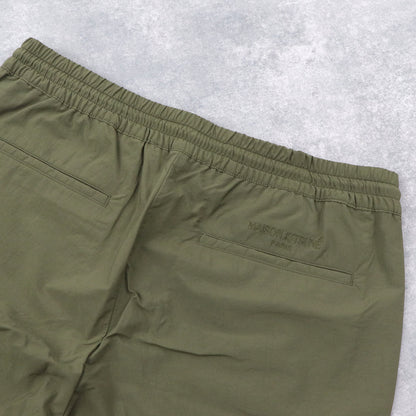 メゾン キツネ テーパードパンツ カーキ