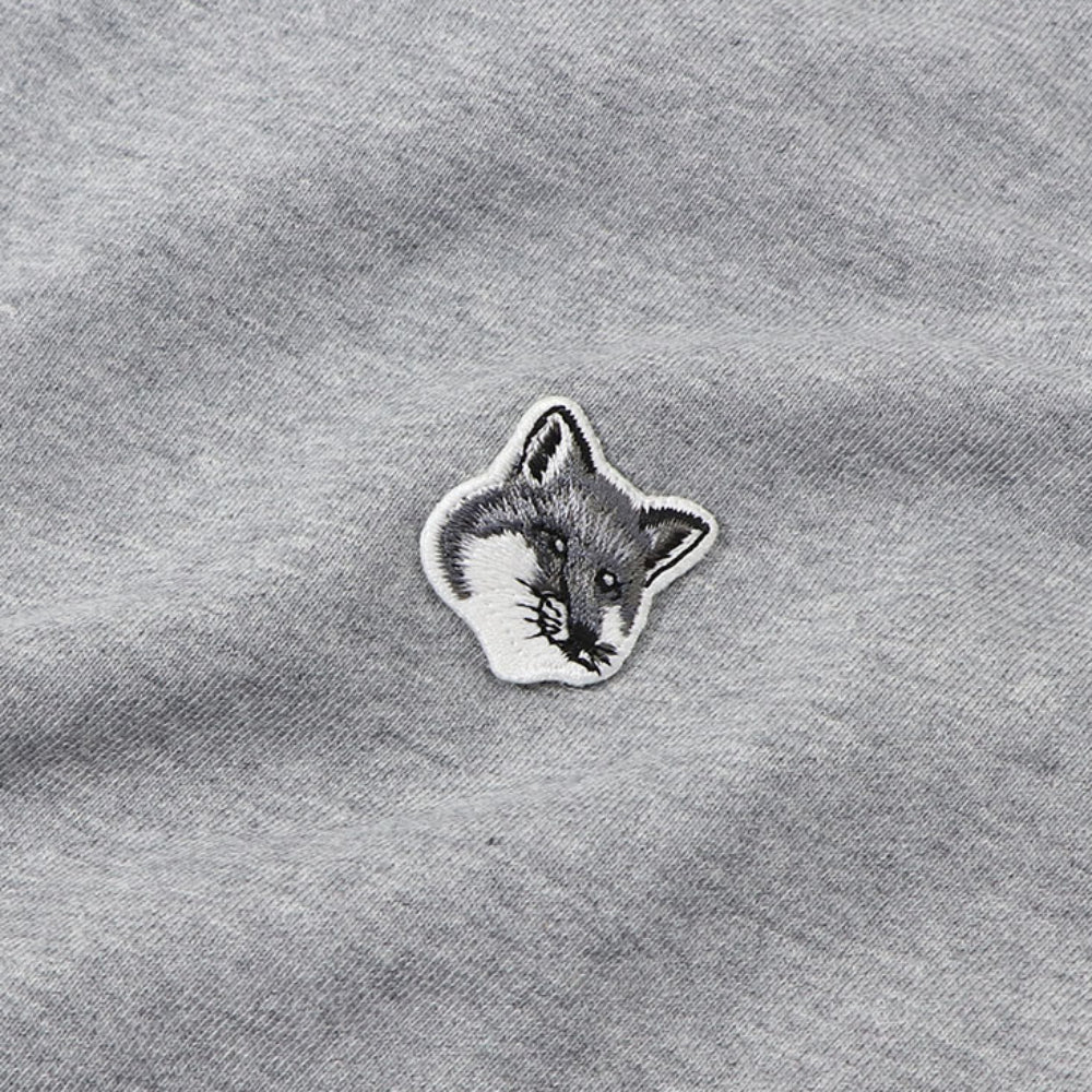 MAISON KITSUNE トレーナー フォックス GM00333KM0002