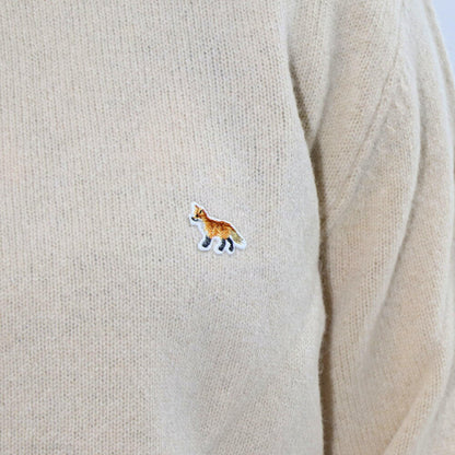 MAISON KITSUNE ニット ベージュ ネイビー ベイビーフォックス パッチ HM00502KT1006