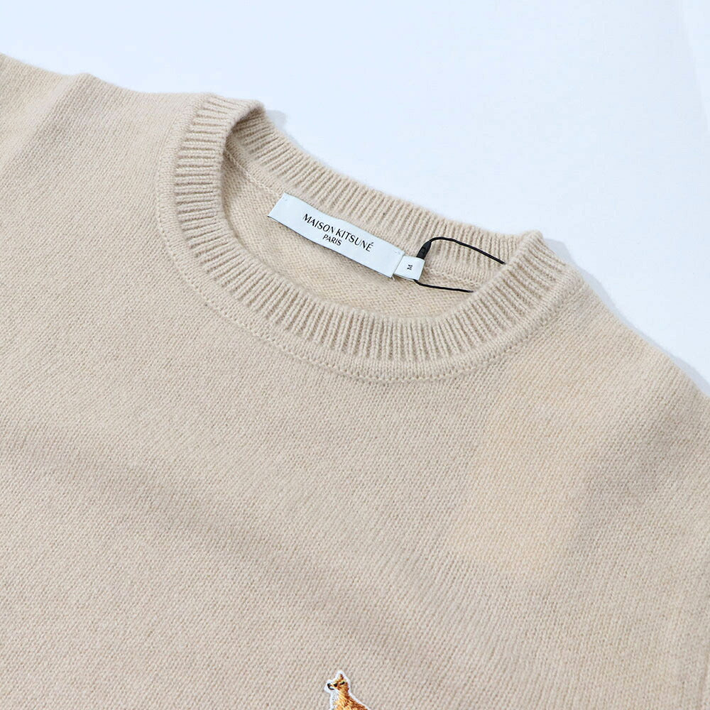 MAISON KITSUNE ニット ベージュ ネイビー ベイビーフォックス パッチ HM00502KT1006