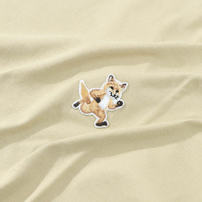 メゾン キツネ MAISON KITSUNE トップス Tシャツ・カットソー メンズ SPEEDY FOX PATCH COMFORT TEE ホワイト イエロー チルフォックスパッチ コットン 無地 半袖 クルーネック 半袖 MM00125KJ0008