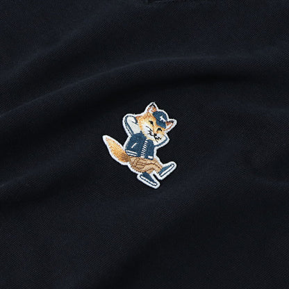 メゾン キツネ MAISON KITSUNE トップス スウェット・トレーナー メンズ DRESSED FOX PATCH CLASSIC SWEATSHIRT ネイビー ブラック フォックスパッチ スエット 無地 ワンポイント 長袖 クルーネック KM00304KM0001