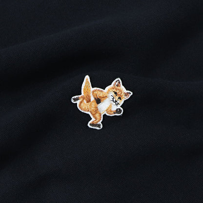メゾン キツネ MAISON KITSUNE トップス スウェット・トレーナー メンズ SPEEDY FOX PATCH ブラック イエロー ネイビー スピーディーフォックスパッチ スエット 無地 ワンポイント 長袖 クルーネック MM00313KM0307