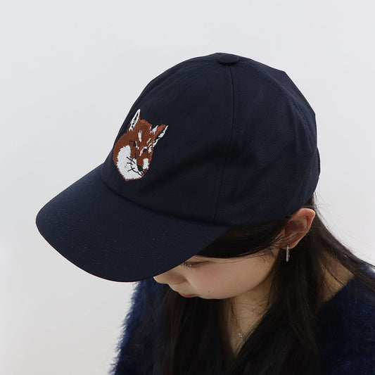 メゾン キツネ MAISON KITSUNE 帽子 キャップ ユニセックス LARGE FOX HEAD EMBROIDERY ネイビー コットン ポリエステル フォックスパッチ シンプル ワンポイント メンズ レディース HU06118WW0007