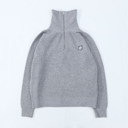 メゾン キツネ MAISON KITSUNE トップス ニット メンズ  グレージュ フォックスパッチ セーター ハーフジップ 無地 ワンポイント 長袖 LM00807KT1093