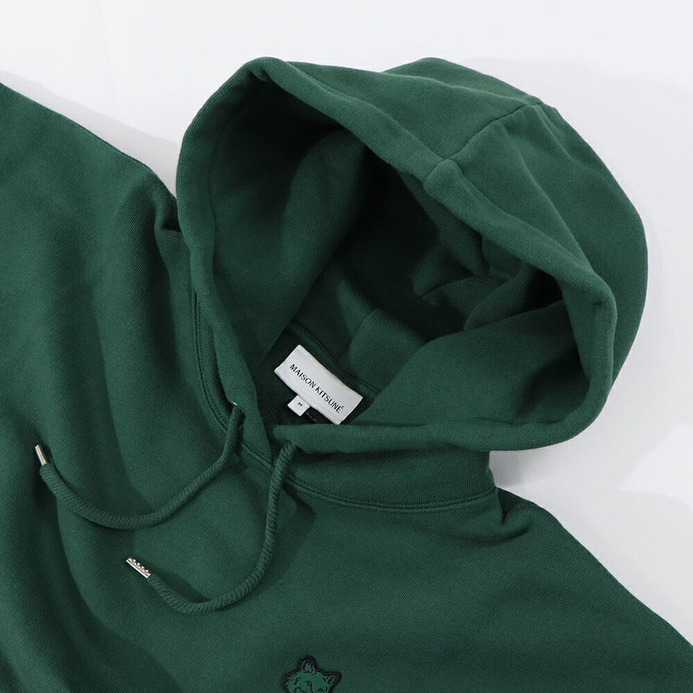 メゾン キツネ MAISON KITSUNE トップス スウェット・パーカー レディース  ボトルグリーン フォックスパッチ フーディ コットン 無地 ワンポイント 長袖 プルオーバー LW00701KM0307