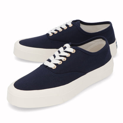 メゾン キツネ MAISON KITSUNE スニーカー ローカット CU04706WW9000 P480 キャンバス ユニセックス ネイビー 新品