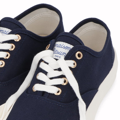 メゾン キツネ MAISON KITSUNE スニーカー ローカット CU04706WW9000 P480 キャンバス ユニセックス ネイビー 新品