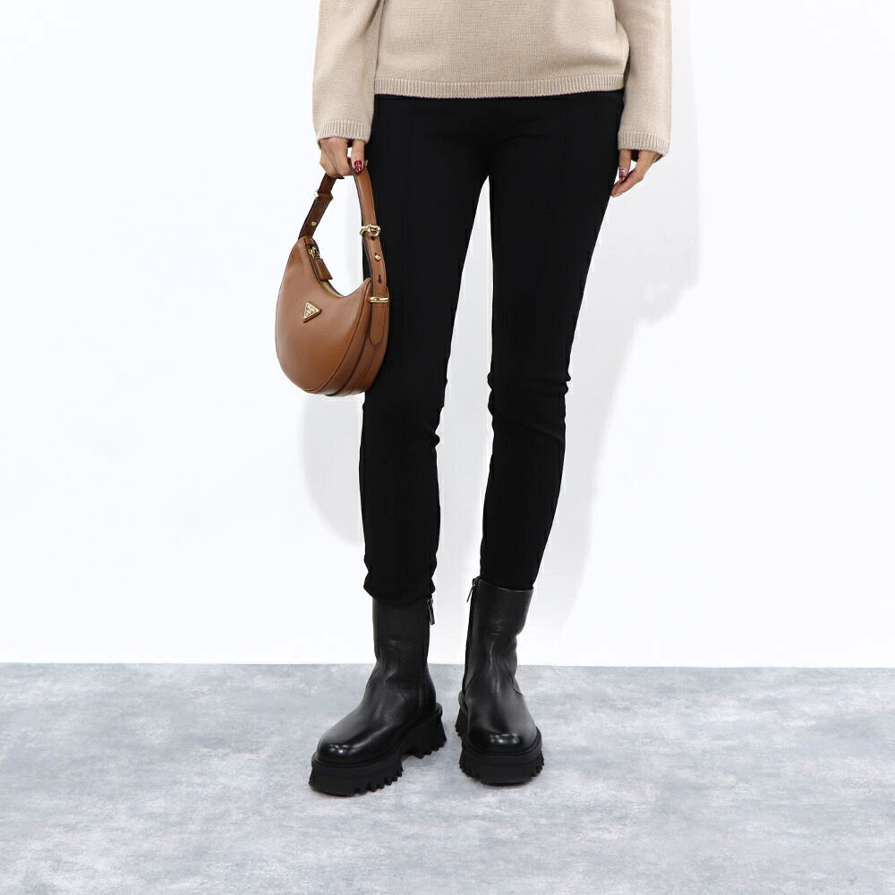 Max Mara ロングパンツ ブラック スキニーフィットパンツ ステッチ加工 17860533