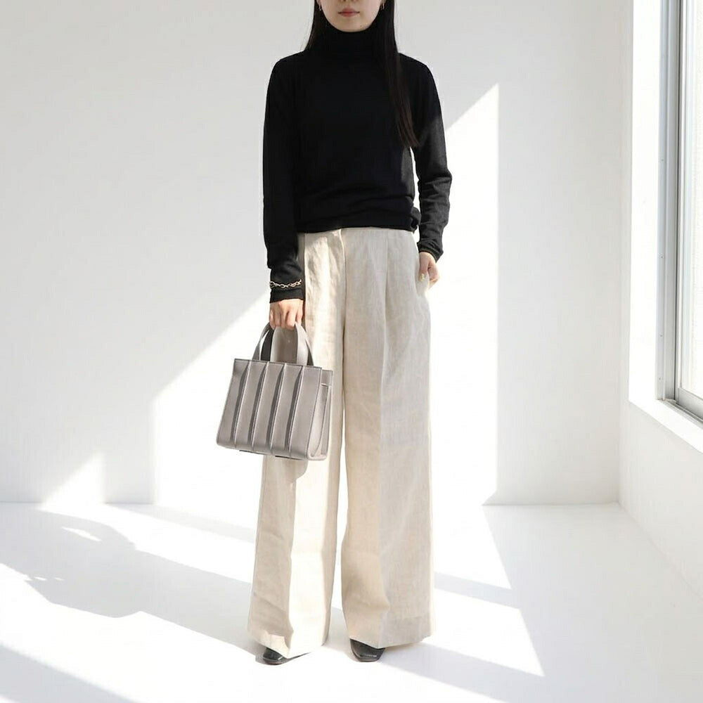 Max Mara Tシャツ ブラック ウール タートルネック スリムフィット ニット 長袖 21366142